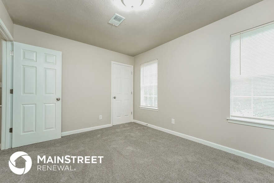 Building Photo - 103 Parkview Dr