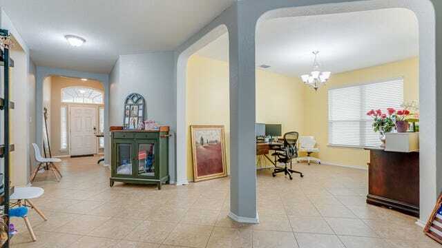 Building Photo - 12310 Red Maple Way