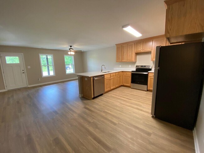 Building Photo - 1961 Glen Manor Ct