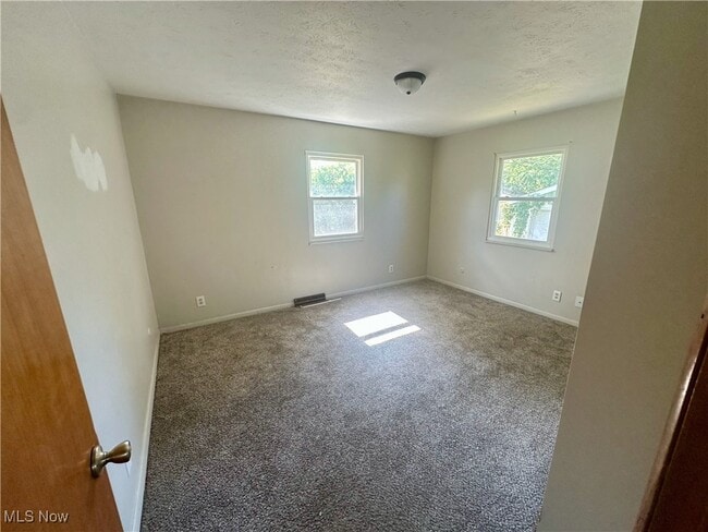 Building Photo - 1916 17th St SW