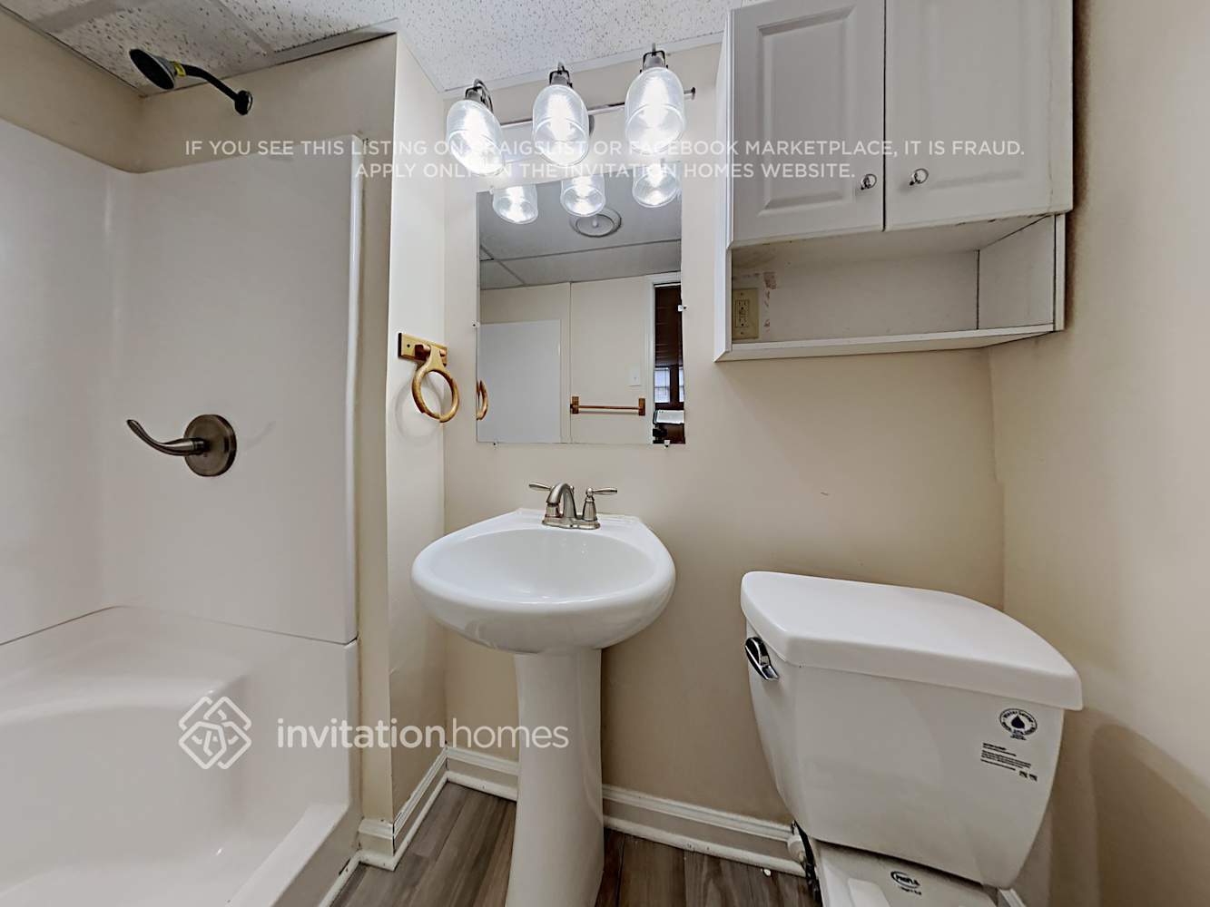 Building Photo - 4657 Cresant Ln