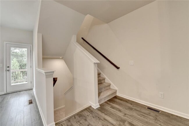 Building Photo - 3587 Hidden Valley Cir