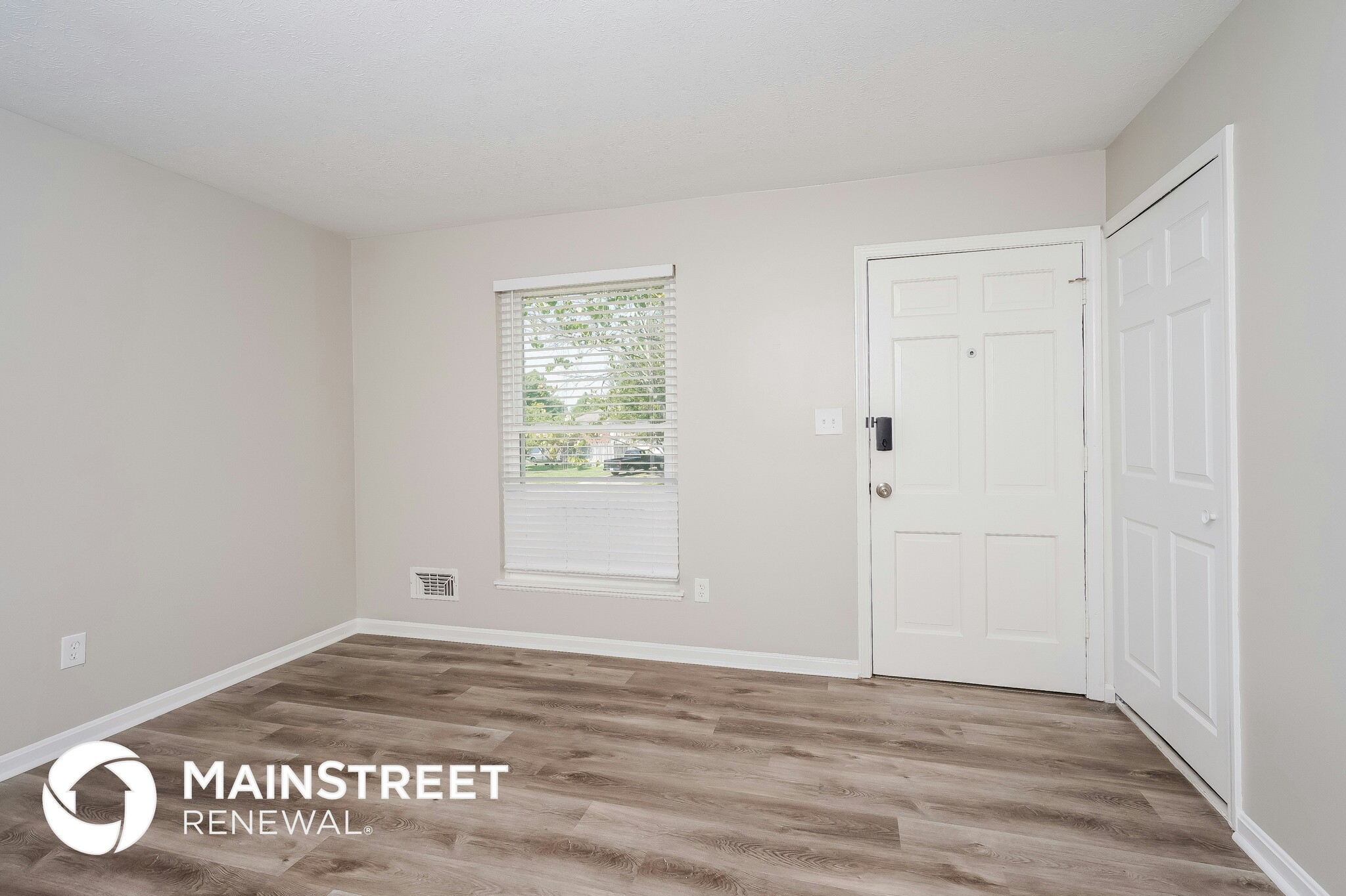 Building Photo - 5911 Carmelwood Cir