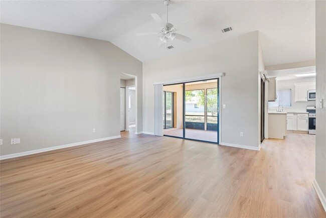 Building Photo - 12 Blairmore Pl