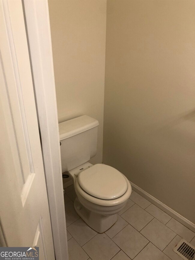 Building Photo - 415 Peabody St