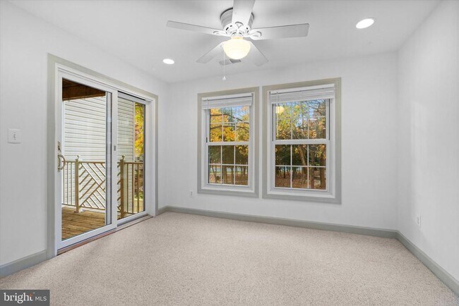 Building Photo - 12221 Fairfield House Dr