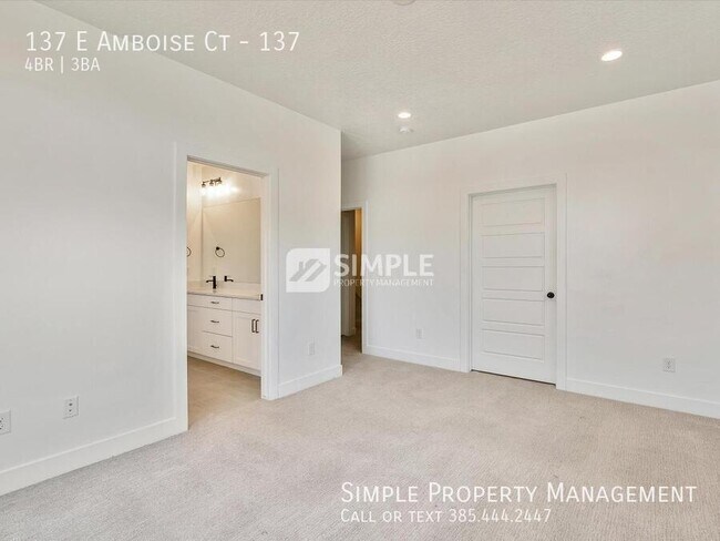 Building Photo - 137 E Amboise Ct