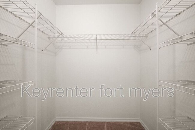 Building Photo - 3179 Antica St