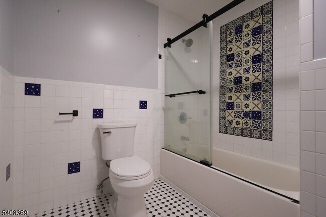 Building Photo - 655 E Passaic Ave