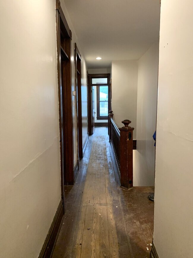 Building Photo - 2-story duplex | 4 bedrooms and 2 full bathrooms