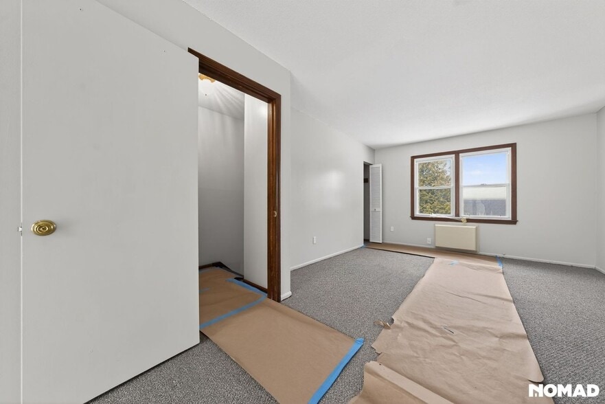 Building Photo - 127 Black Point Rd