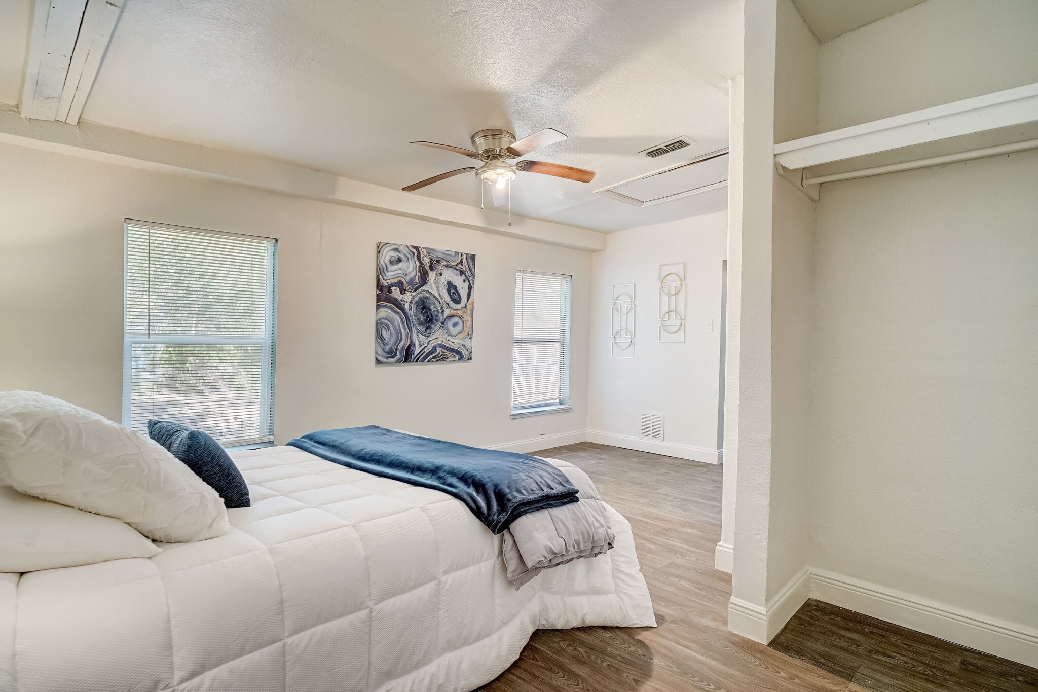 Master Bedroom - 4815 Castle