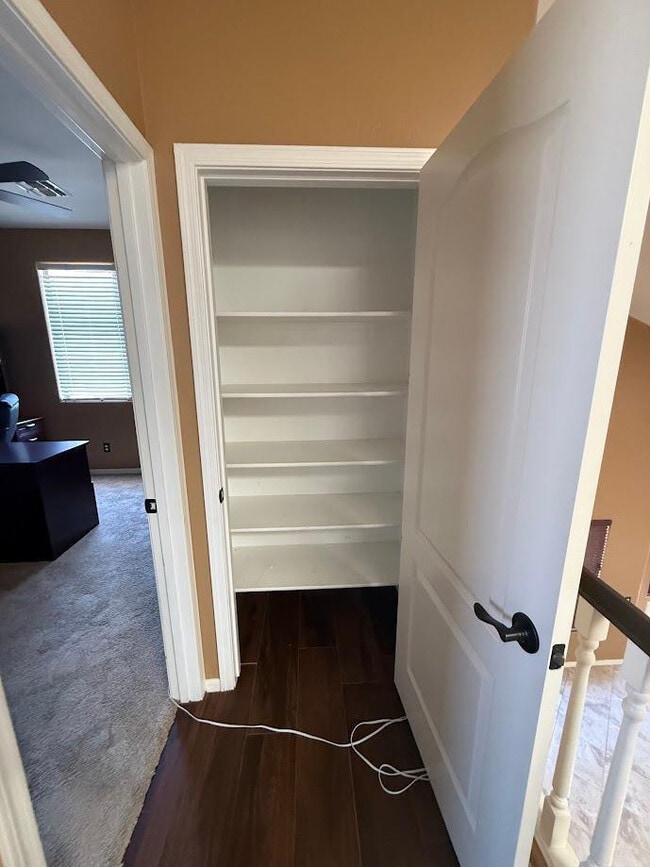 Building Photo - 6602 W Molly Ln