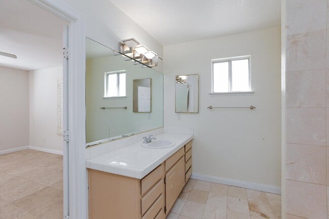 Building Photo - Single-Story in Guard-Gated Community with Stunning Strip & City Views