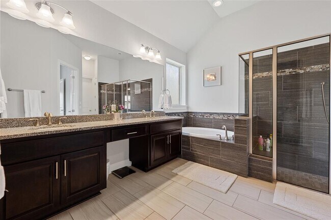 Building Photo - 3828 Vinalopo Dr