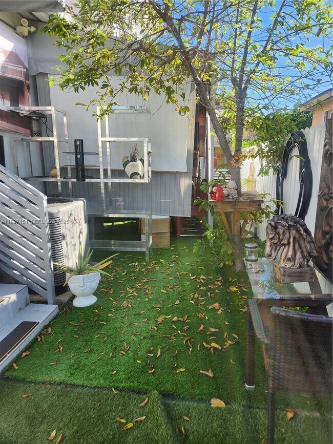 Building Photo - 1645 SW 83rd Ct.