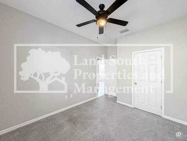 Building Photo - 3454 Cup Dr