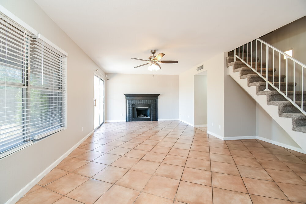 Building Photo - 4755 W Wahalla Ln