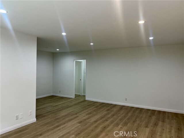 Building Photo - 1422 N Fairfax Ave