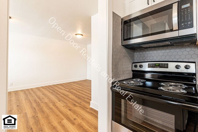 Building Photo - 1823 Griswold Dr