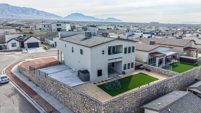 Building Photo - 2375 Enchanted Peaks