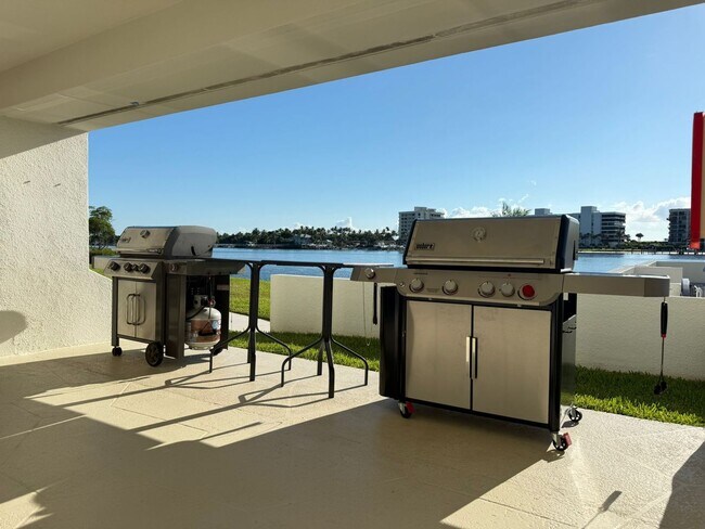 Building Photo - Luxury, furnished seasonal rental, Tequest...