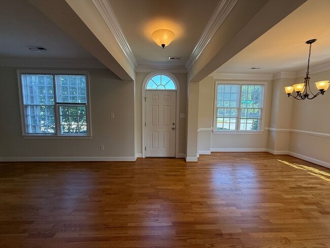 Building Photo - 1525 Old Trail Dr