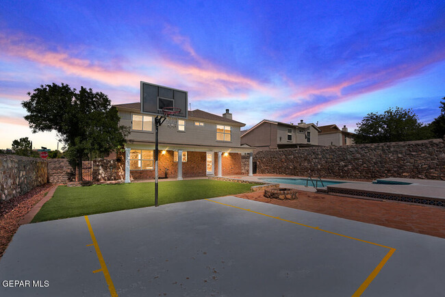 Building Photo - 6696 Dakota Ridge Dr