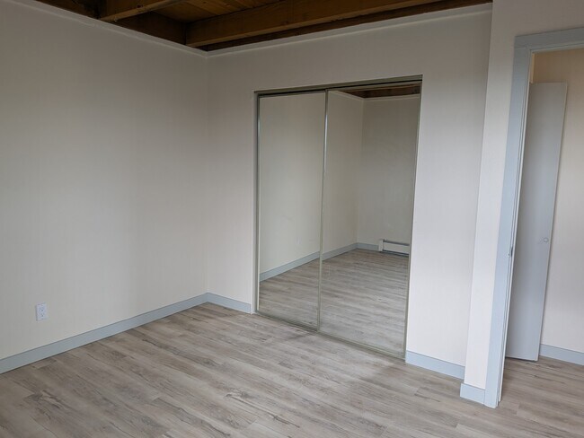 Building Photo - 8100 Ryan Gulch Rd