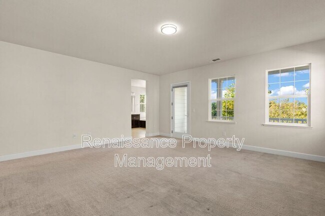 Building Photo - 638 W Gravino Dr