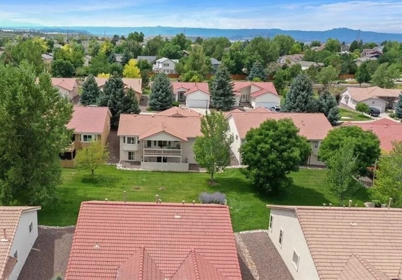 greenbelt behind home - 152 Las Lunas St