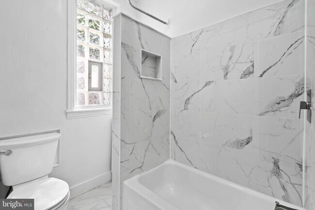 Building Photo - 2838 N Bambrey St