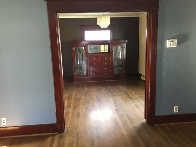 Building Photo - HUMBOLDT STUNNER