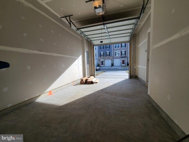 Building Photo - 108 Alderman Wy