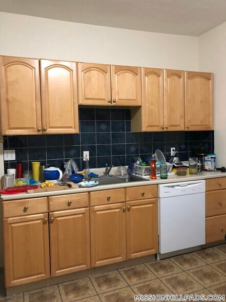 Building Photo - 34 Darling St