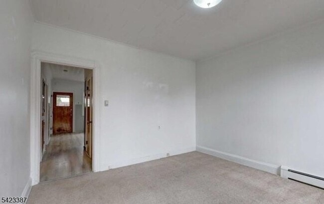 Building Photo - 58 Westervelt Ave