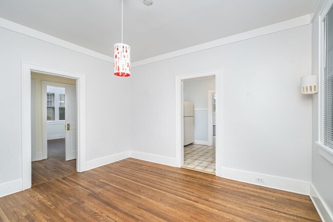 Building Photo - $2,700/month | 3 Bed | 2 Bath | ~1,592 Sq ...