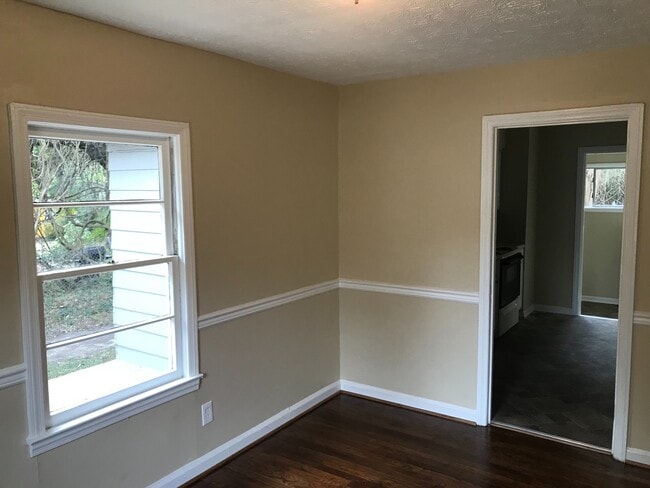 Building Photo - **UPCOMING**3 or 4 Bedroom / 1.5 Bathroom Home for Rent in Columbus, GA