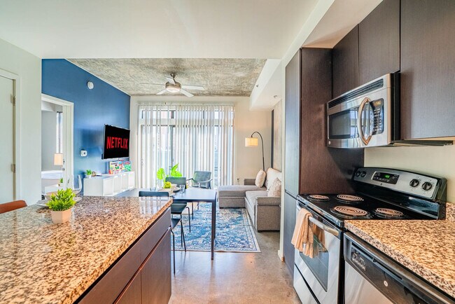 Building Photo - 914 N 4th St