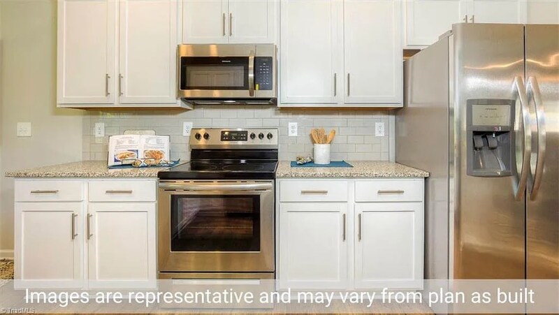 Building Photo - 3696 Waterford Oak Ct