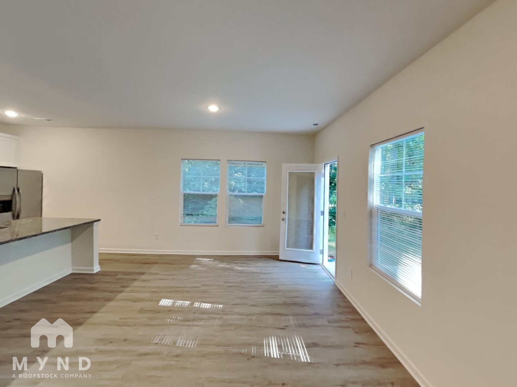 Building Photo - 106 Duff St