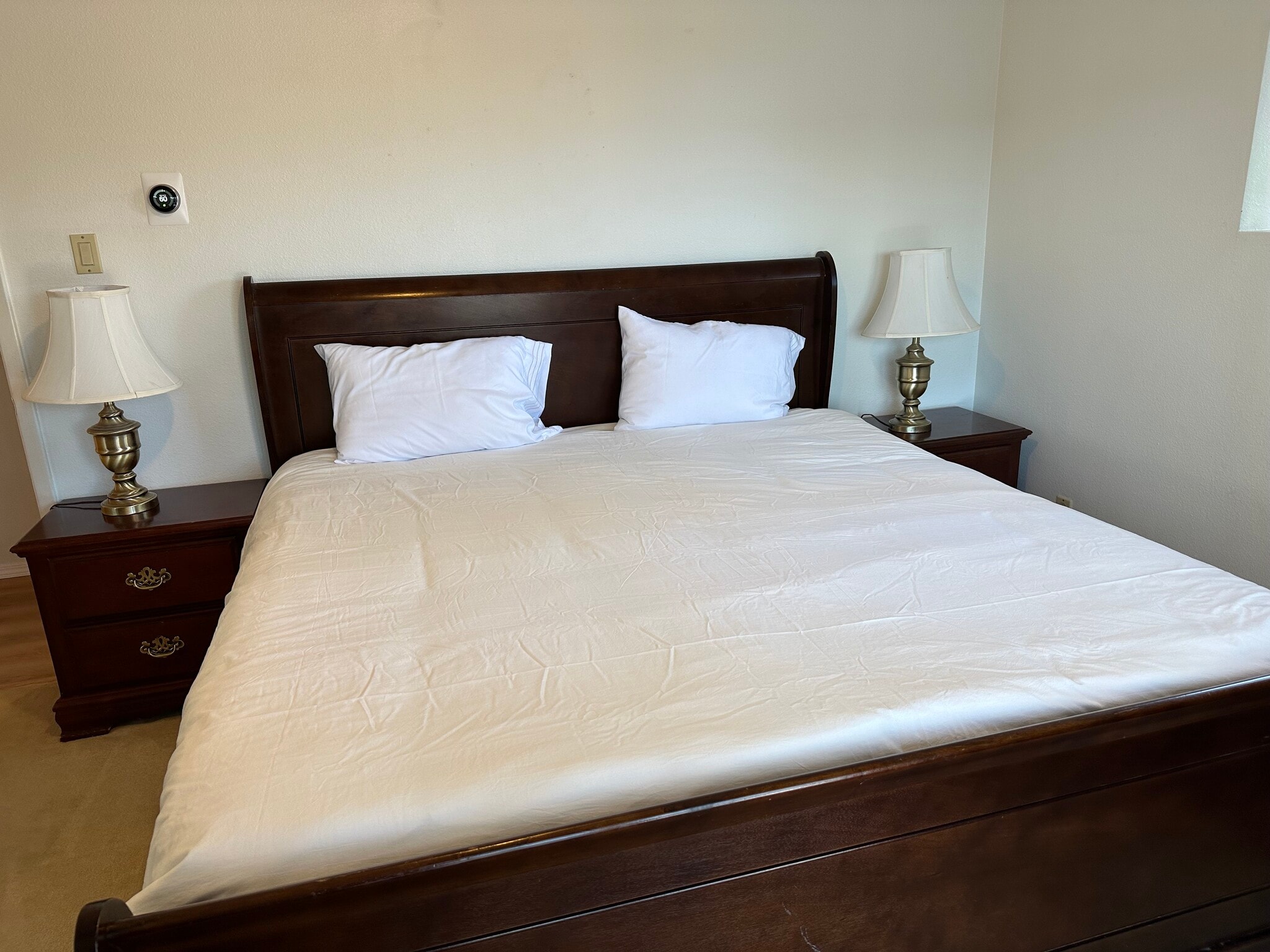 Building Photo - 340 Rim Rd