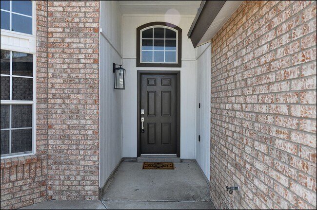 Building Photo - Coming Soon!