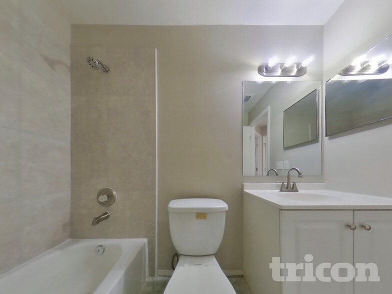 Building Photo - 1253 Ashworth Dr