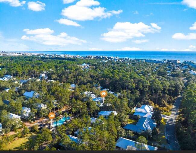 Building Photo - 587 Patina Blvd