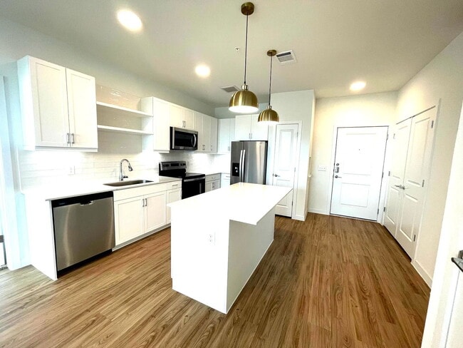 Building Photo - 1201 Wolf Cyn Rd