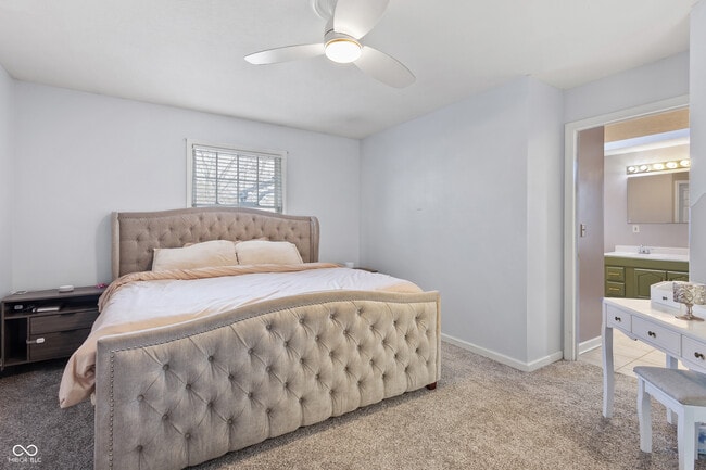 Building Photo - 1108 E 106th St