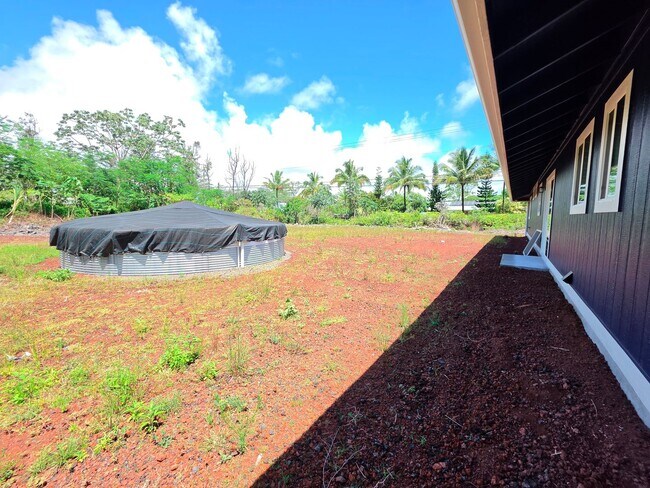 Building Photo - Available August 1 | Fully Furnished 3BD/3BA Home in HPP (Hawaiian Paradise Park)