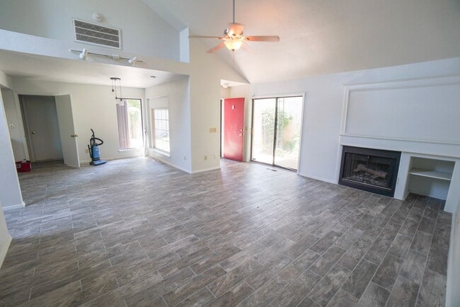 Building Photo - 3 Bed, 2 Bath home in Norman