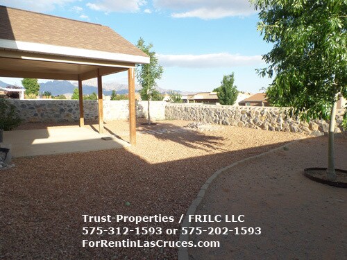 Building Photo - Spacious 4/2 close to WSMR and NASA